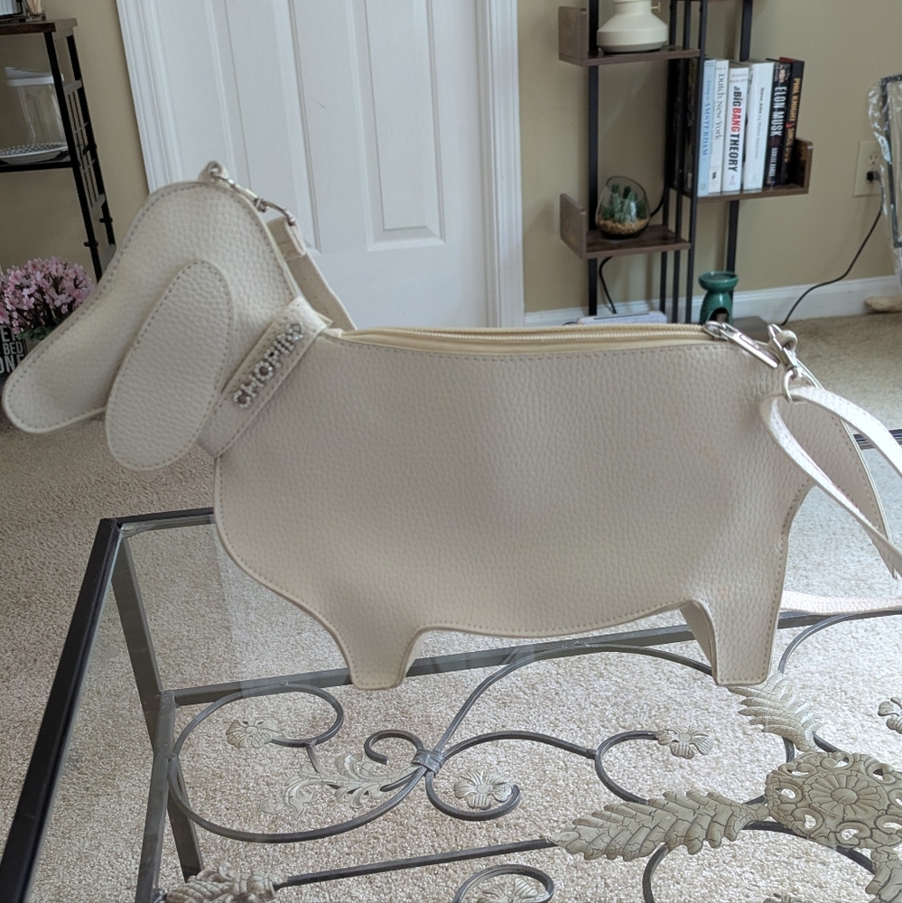 Chic White Dog-Shaped Handbag